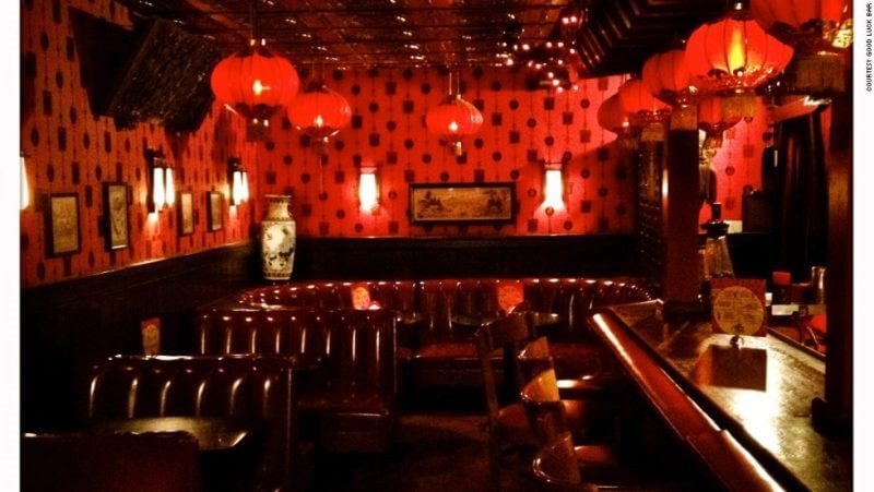 Mao’s Red Lounge (1)