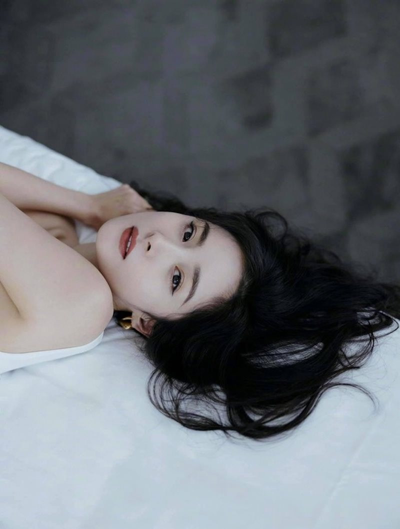 Hình nền Nền ảnh Người đẹp Phụ Nữ Trung Quốc Trong Bộ Váy Màu Cam Rực Rỡ Nền  Người đẹp áo Dài Hà Nội Việt Nam ảnh Chụp ảnh Hd Background Vector