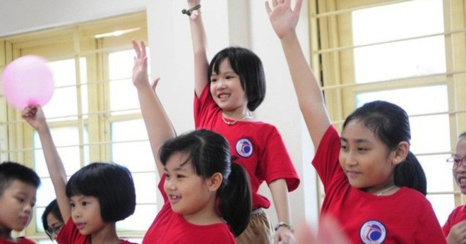 Thành ủy Hà Nội đồng ý giảm 50% học phí cả năm cho 1,3 triệu học sinh - 1