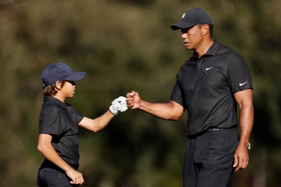 Tiger Woods nằm trong nhóm các golfer rớt hạng thê thảm nhất năm 2021 - 1