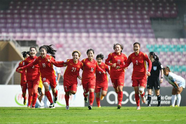 FIFA chúc mừng ĐT nữ Việt Nam lần đầu tiên đến với World Cup - Ảnh 2.