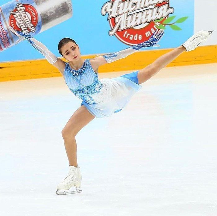 Thiên thần trượt băng Nga làm nên lịch sử tại Olympic Bắc Kinh - Hình 5