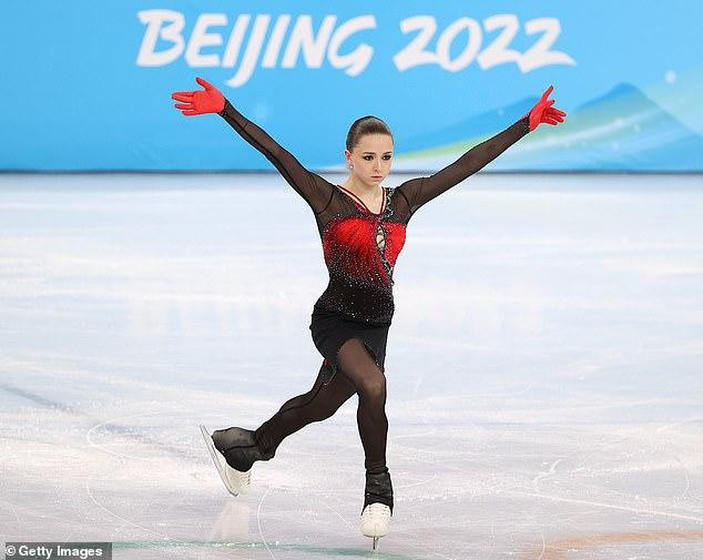Nhan sắc 'vạn người mê' của nữ thần trượt băng Nga vừa thoát án doping ở Olympic mùa đông - 2