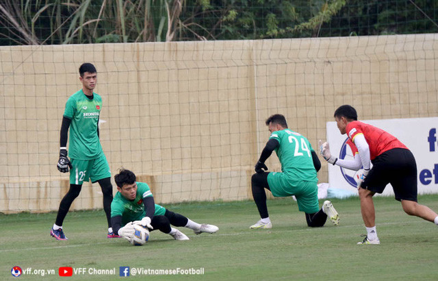 ĐT Việt Nam gấp rút hoàn thiện những mảnh ghép cuối cùng cho trận tái đấu ĐT Oman - Ảnh 2.