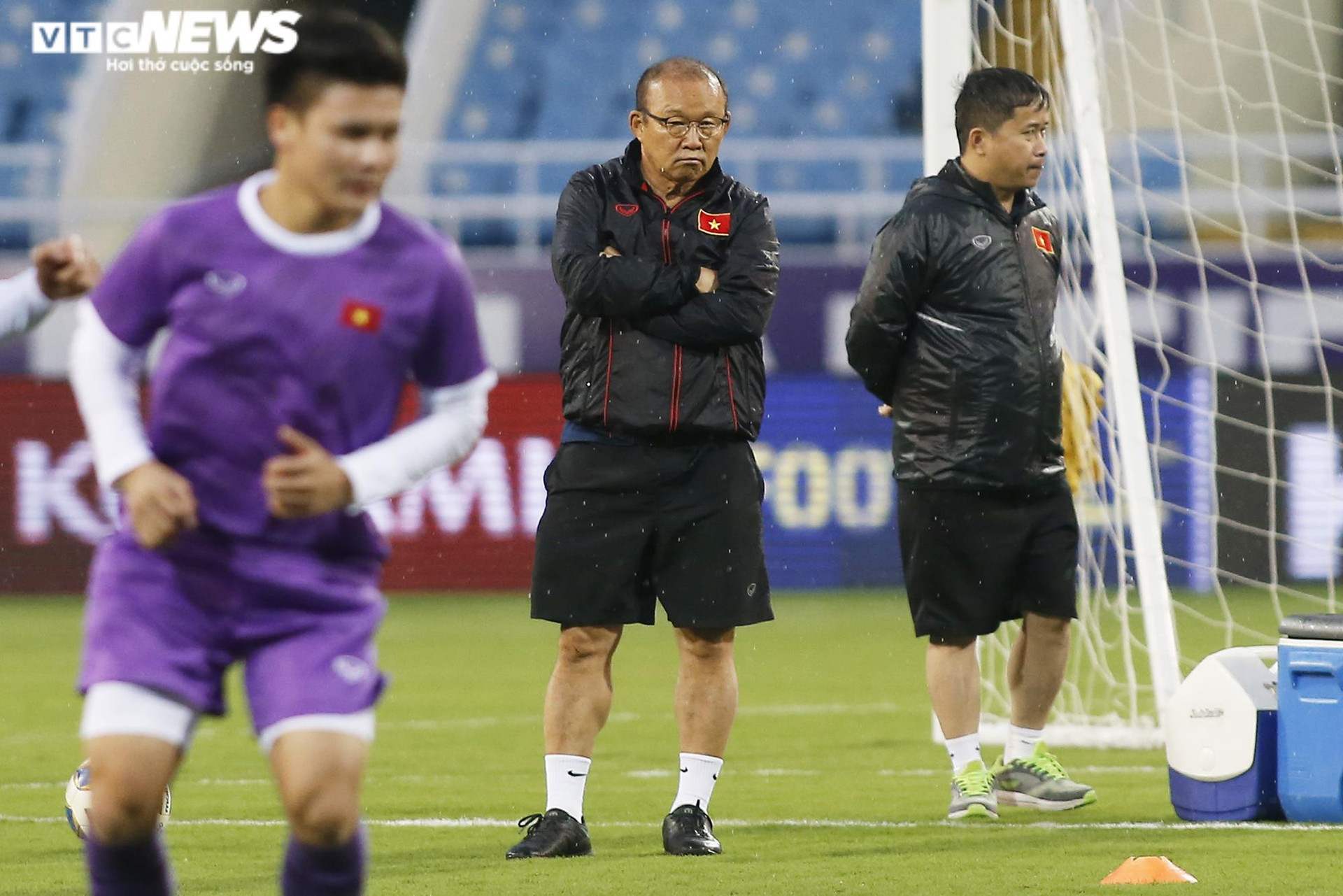 HLV Park Hang Seo đăm chiêu trước ngày tuyển Việt Nam đấu Oman - 4
