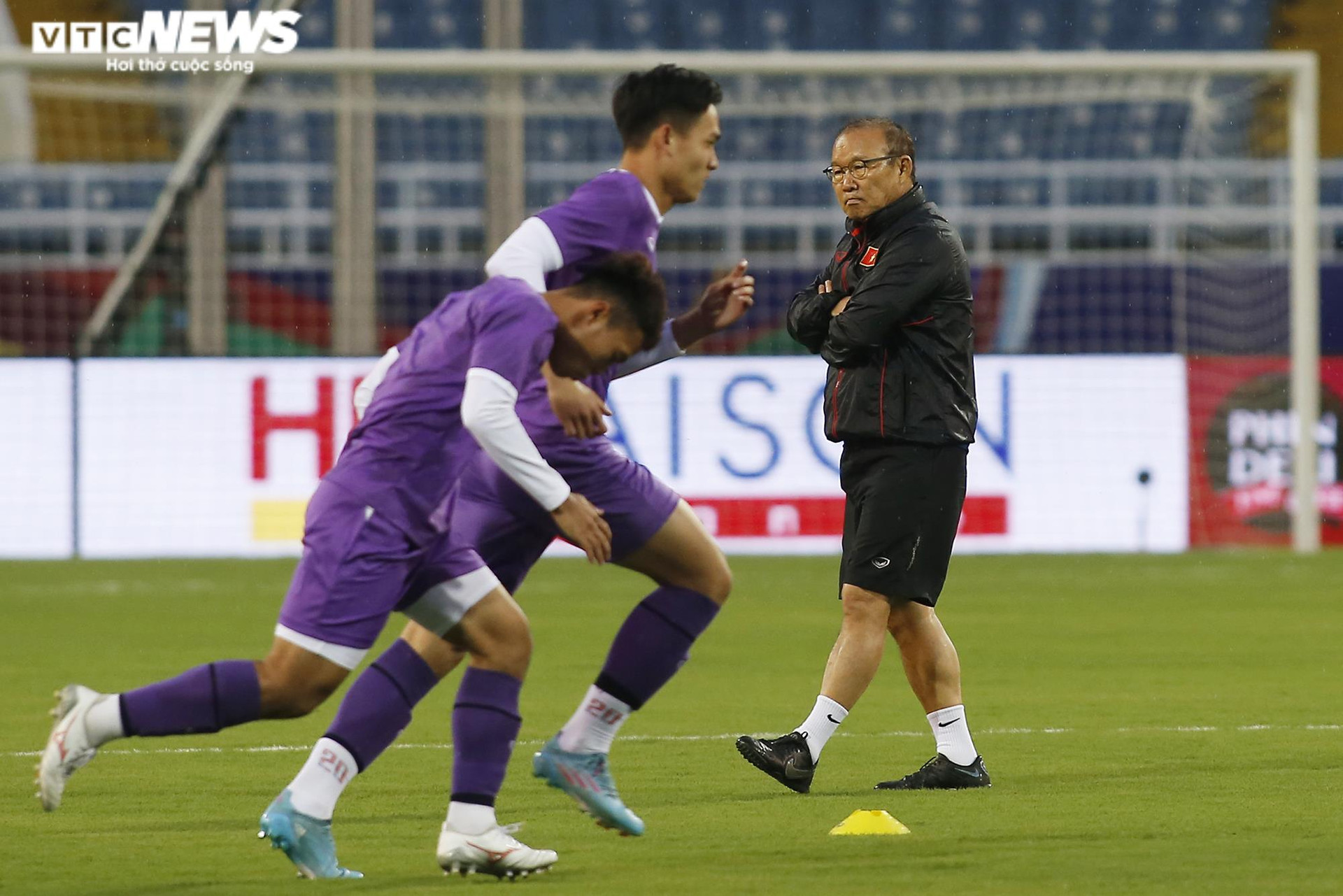 HLV Park Hang Seo đăm chiêu trước ngày tuyển Việt Nam đấu Oman - 3