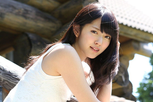 Nữ ca sĩ xinh tựa thiên thần đang hẹn hò với tuyển thủ Nhật Bản - Ảnh 6.