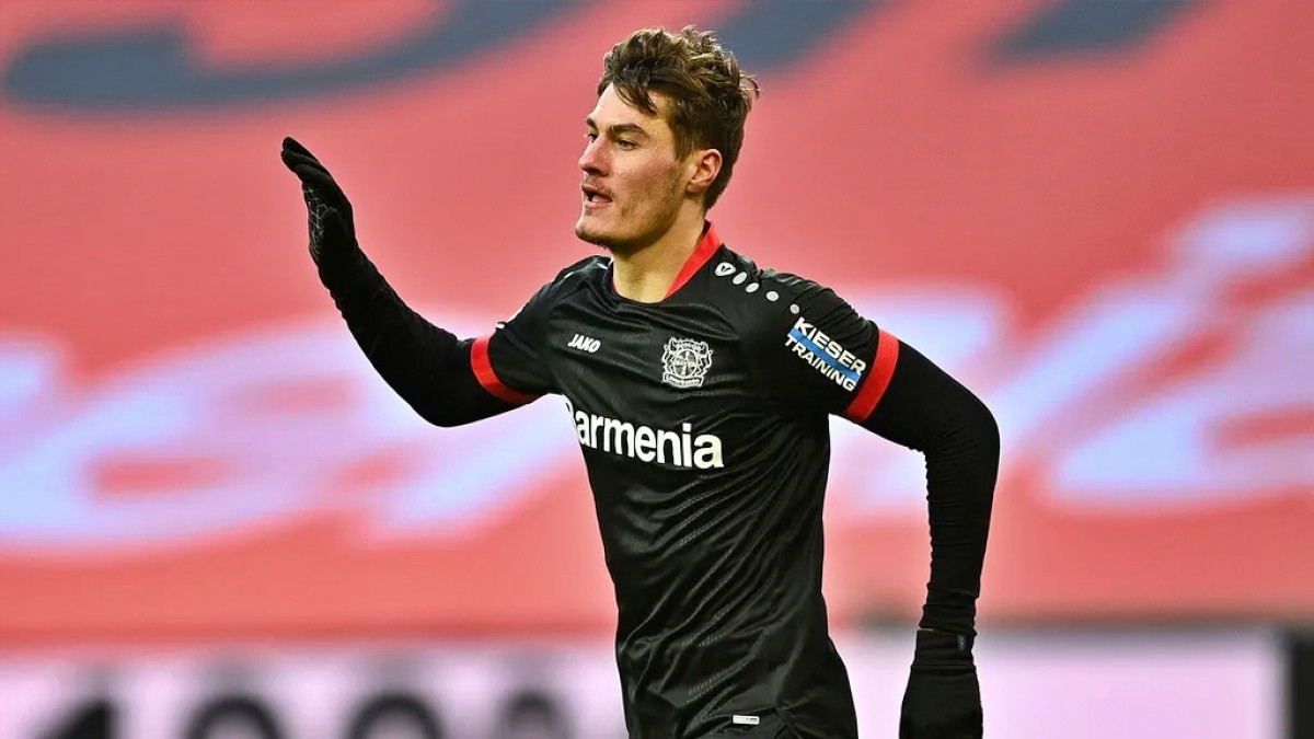 5. Patrik Schick | Bayer Leverkusen | 20 bàn thắng (40 điểm).