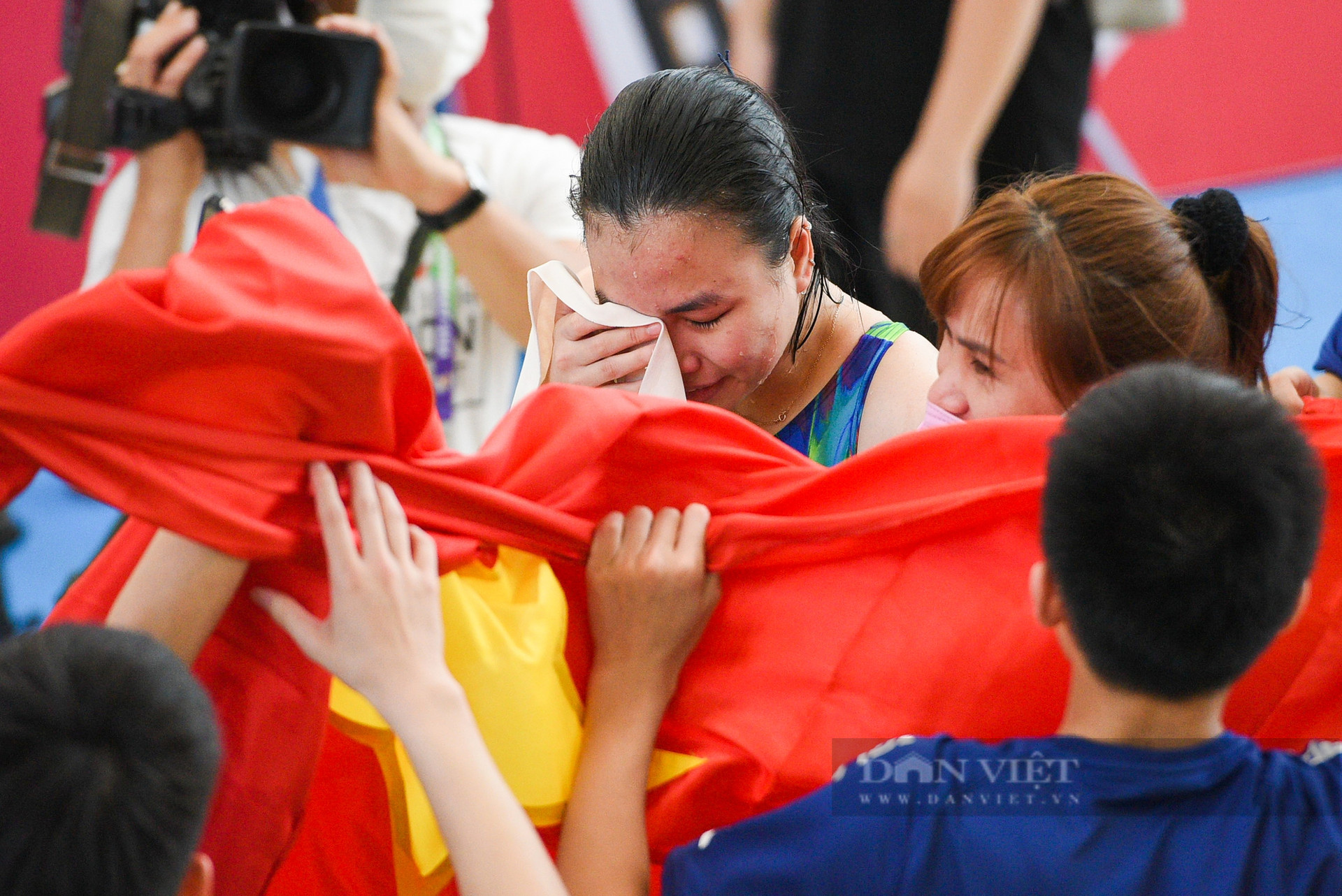 Ngô Phương Mai bật khóc khi đổi màu huy chương tại SEA Games - Ảnh 8.