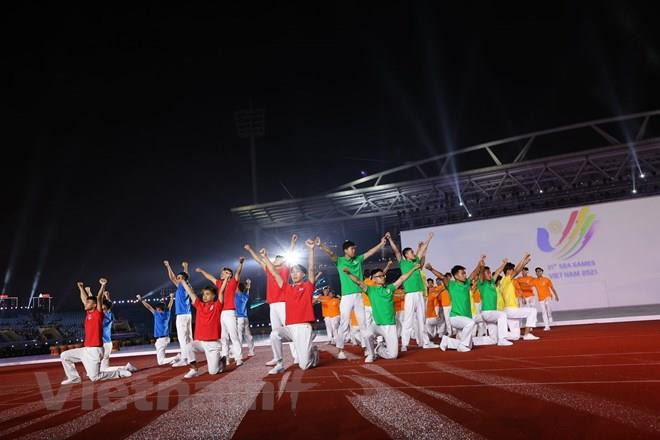 Bạn bè quốc tế ấn tượng, bày tỏ khen ngợi về Lễ khai mạc SEA Games 31 - 11