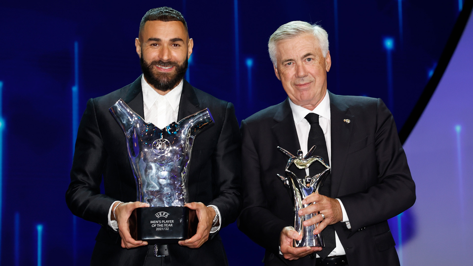 Benzema và HLV Ancelotti cùng giành giải xuất sắc nhất năm của UEFA - Ảnh 1.