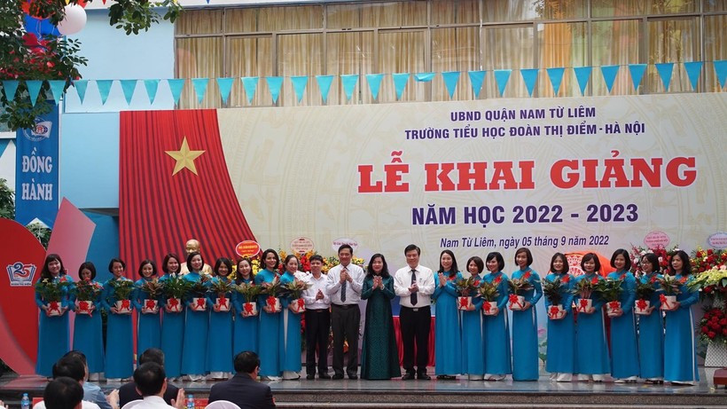Thủ tướng Phạm Minh Chính: Cần khơi dậy ý chí, khát vọng, sáng tạo ở thế hệ trẻ ảnh 5