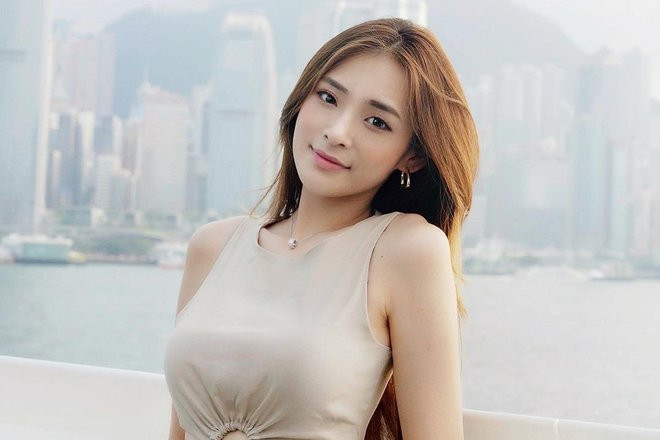 Trang HK01 đưa tin Á hậu Hong Kong 2020 Trần Trinh Di, được tạo cơ hội hoạt động trở lại sau 6 tháng vướng bê bối ngoại tình. Cô sẽ tham gia bộ phim 