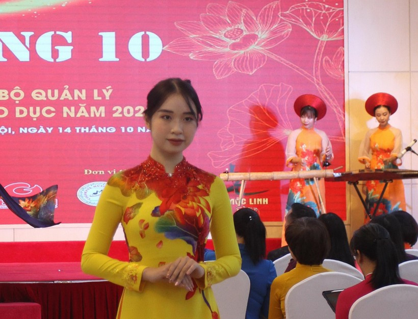 Ra mắt mẫu áo dài biểu trưng của nhà giáo Việt Nam ảnh 5