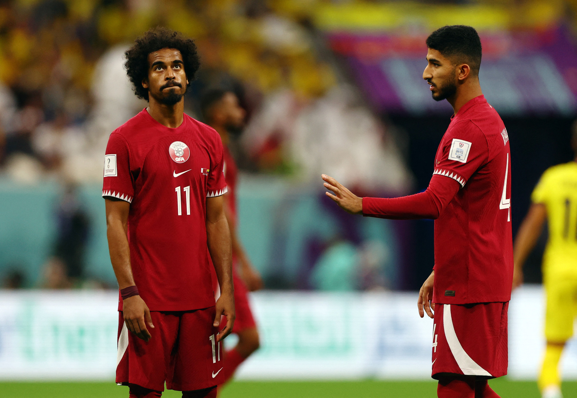 Qatar thua Ecuador anh 2