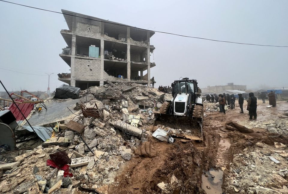 Thổ Nhĩ Kỳ, Syria tan hoang như bãi chiến trường sau động đất kinh hoàng - 6