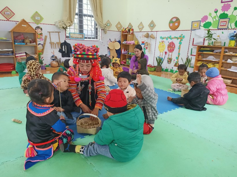 Gỡ khó dạy tiếng Việt cho trẻ vùng cao ảnh 3