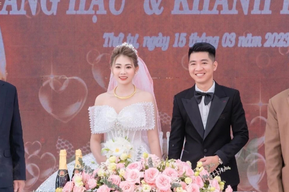 Video cô dâu Ninh Bình bước từ nhà tranh sang biệt thự 4 tỷ gây sốt mạng - 5