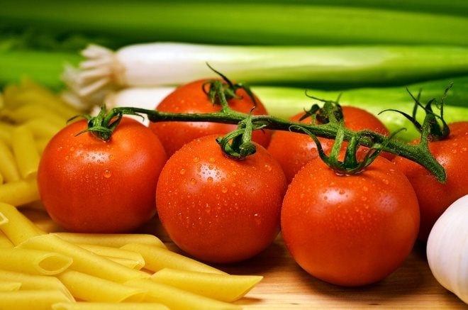 tomatoes_g478af9178_1280.jpg