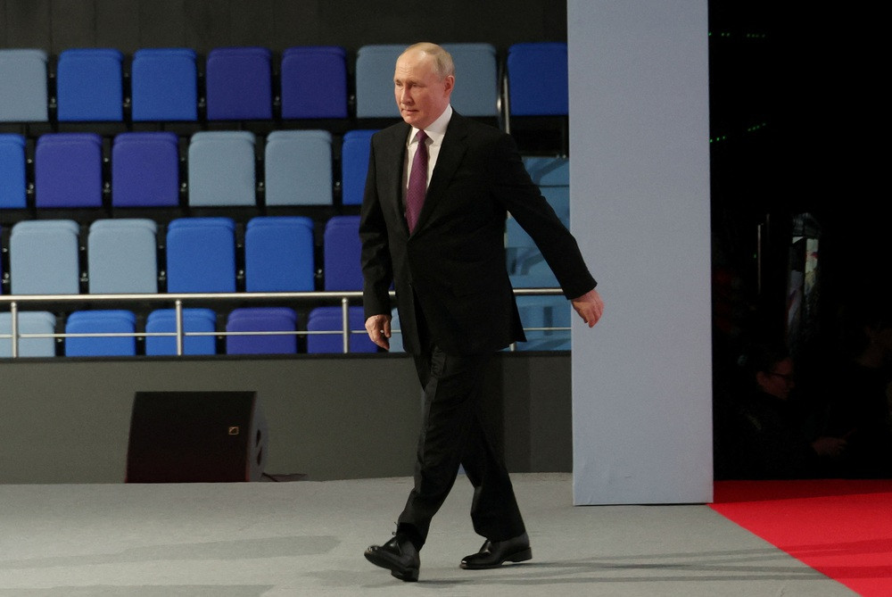 Tổng thống Putin nói về khả năng Nga tấn công NATO: Tuyên bố phát biểu của ông Biden là vô nghĩa - Ảnh 1.