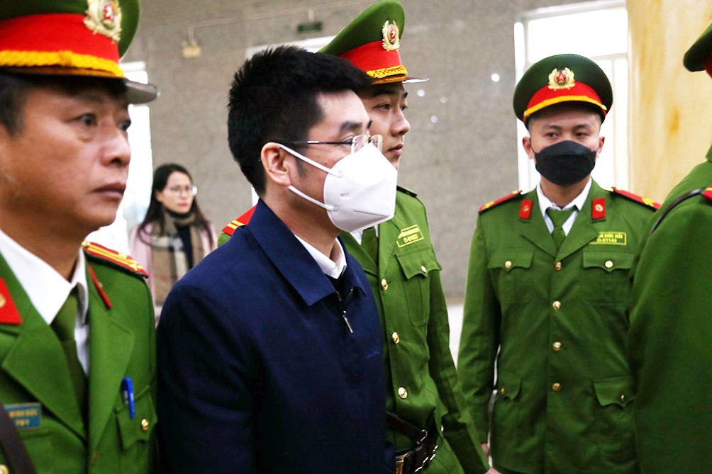 Cựu điều tra viên Hoàng Văn Hưng được đề nghị giảm án từ chung thân xuống 20 năm tù - 1