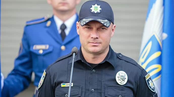 Tư lệnh cảnh sát Ukraine nói về đề xuất huy động 100.000 sĩ quan cảnh sát ra tiền tuyến - 1
