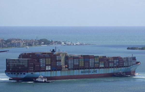 Tên lửa Houthi đánh trúng tàu container treo cờ Singapore ở Biển Đỏ - 1