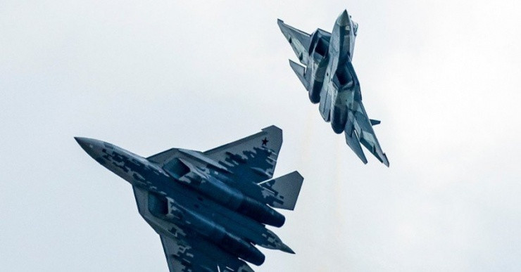 Nga tăng gấp đôi sản xuất tiêm kích Su-57, 'cơn ác mộng' với Ukraine sắp đến? - 1