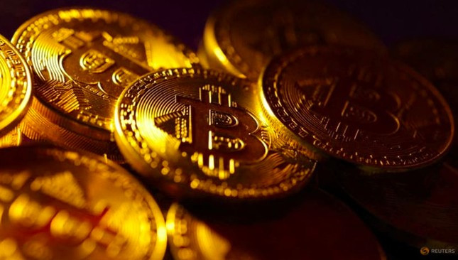 Mỹ chấp thuận ETF, giới đầu tư bitcoin vỡ oà - 1