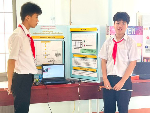 Xe cứu hộ AI của hai nam sinh lớp 9 đạt giải tại ngày hội STEM - Ảnh 1.