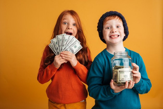 Học cách tiêu tiền là một khóa học bắt buộc trong cuộc đời của trẻ em. Ảnh minh họa