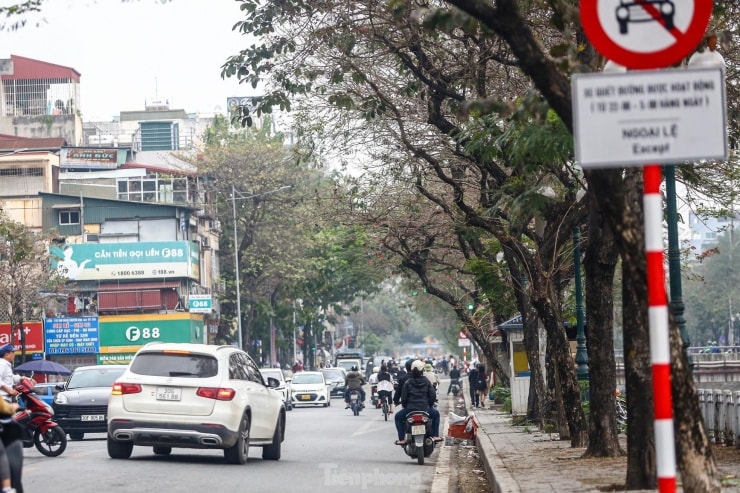 Điều chỉnh giao thông phố Kim Ngưu, hàng loạt phương tiện đi ngược chiều bất chấp biển cấm - 12