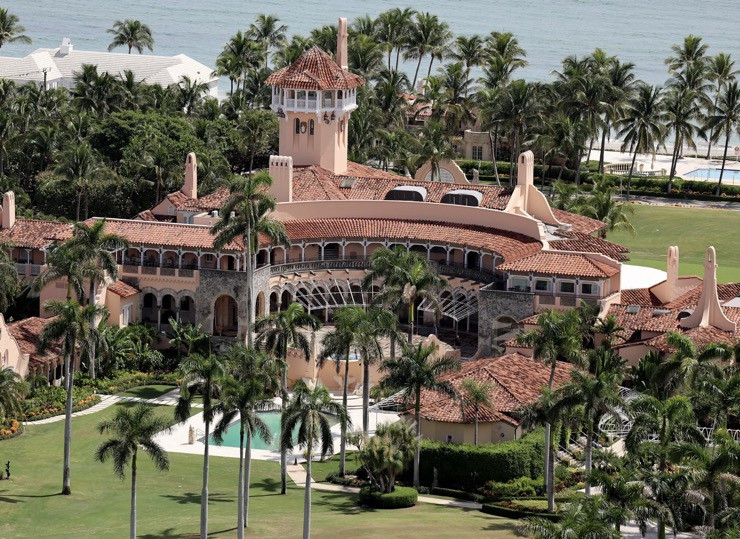 Dinh thự Mar-a-Lago của ông Trump ở bang Florida cũng có thể là mục tiêu mà Tổng chưởng lý New York Letitia James nhắm tới.