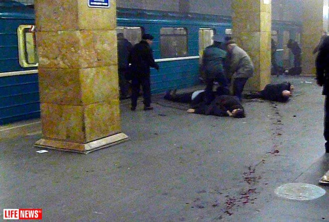 Hiện trường vụ đánh bom vào tàu điện ngầm Matxcơva hôm 29-3-2010