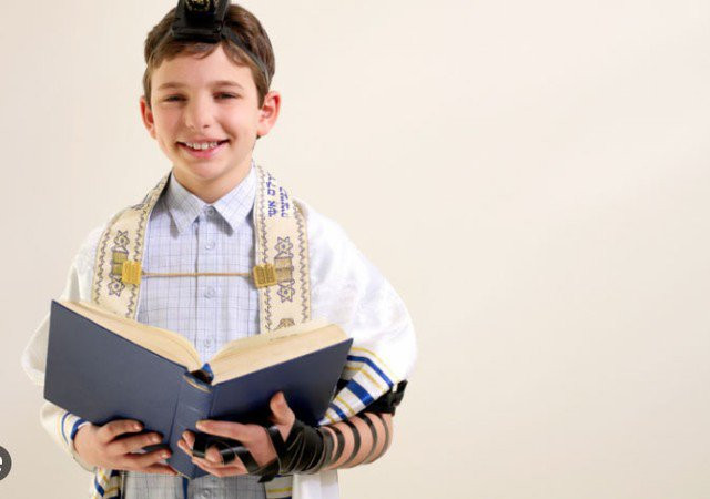 Với người dân Do Thái, đọc sách là để áp dụng vào thực tế cuộc sống. Điều này phản ánh rõ nhất thông qua câu ngạn ngữ 