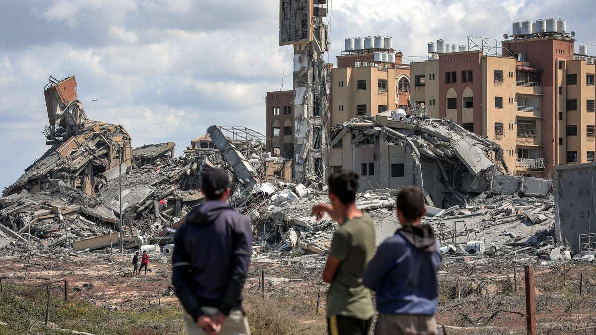 Xung đột kéo dài giữa Israel và Hamas dẫn đến sự tàn phá nặng nề ở Dải Gaza.