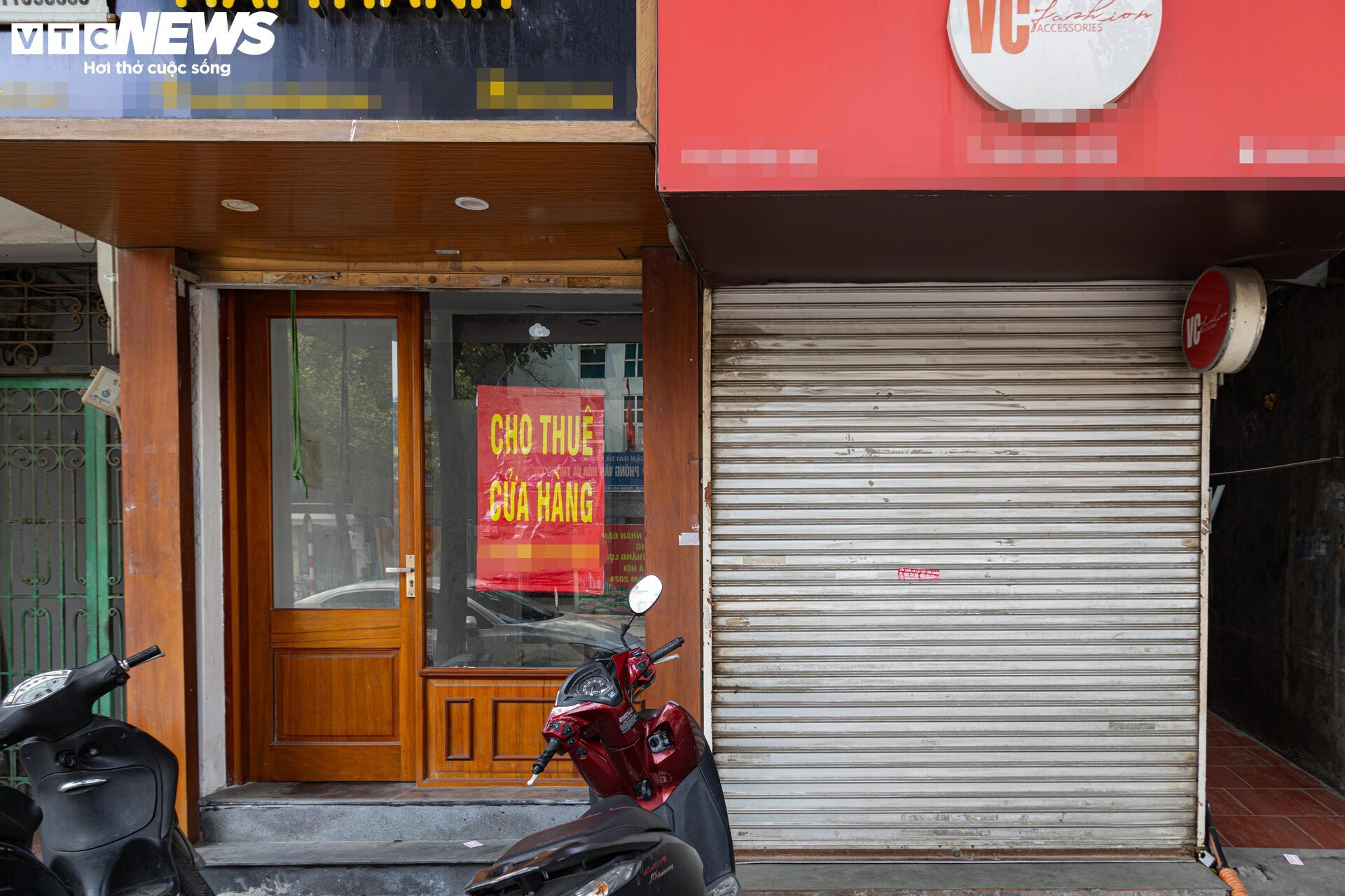Hàng chục cửa hàng trên đất vàng phố Huế, Hà Nội đóng cửa, treo biển cho thuê - 3