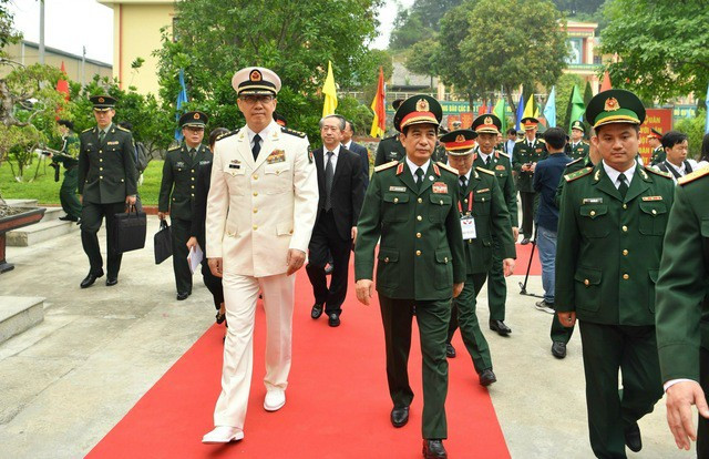 Hai Bộ trưởng thăm Đồn Biên phòng Cửa khẩu quốc tế Lào Cai