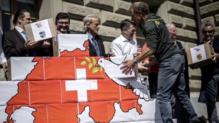 Thụy Sĩ sẽ tổ chức trưng cầu dân ý để xác định lại lập trường trung lập của quốc gia.
