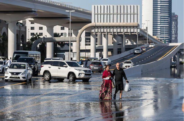 Dubai mưa xối xả: UAE lên tiếng về công nghệ tạo mưa nhân tạo - 7