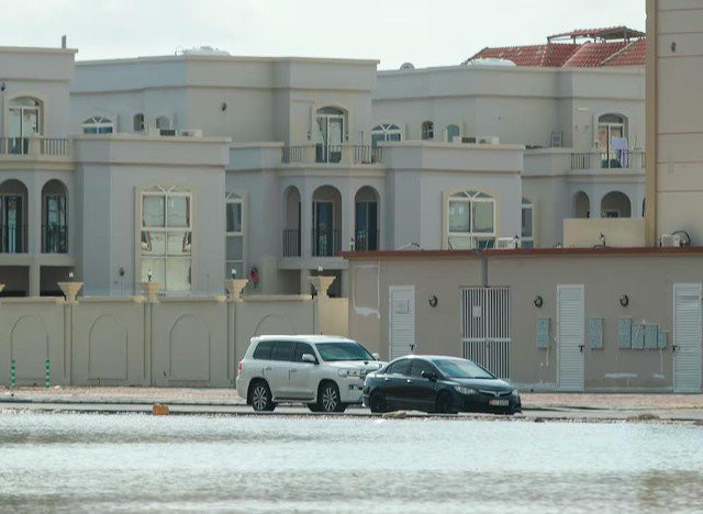 Dubai mưa xối xả: UAE lên tiếng về công nghệ tạo mưa nhân tạo - 4