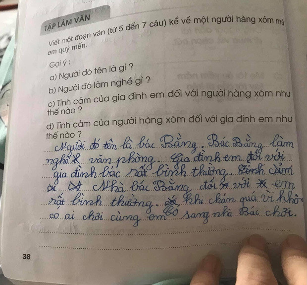 Cười đau ruột với bài văn tả bác hàng xóm của học sinh tiểu học: Đọc câu cuối chắc bác cấm cửa con suốt đời! - Ảnh 1.