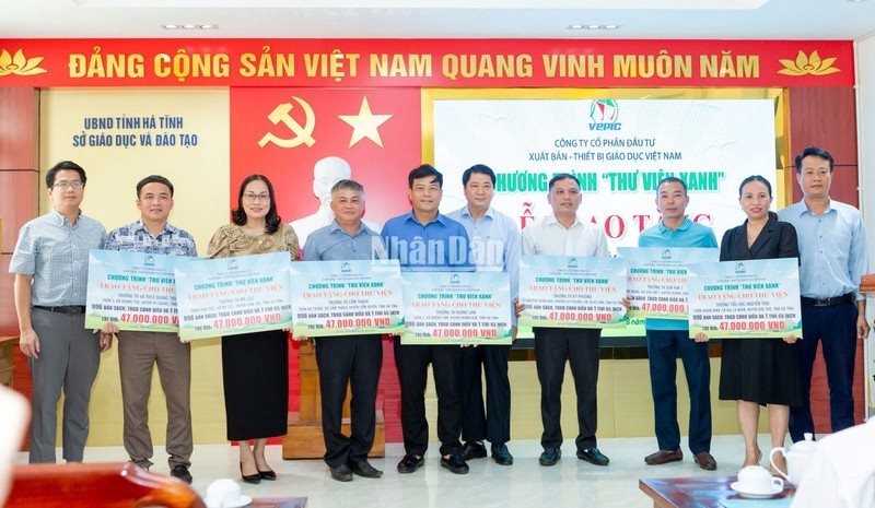 tang-sach.jpg