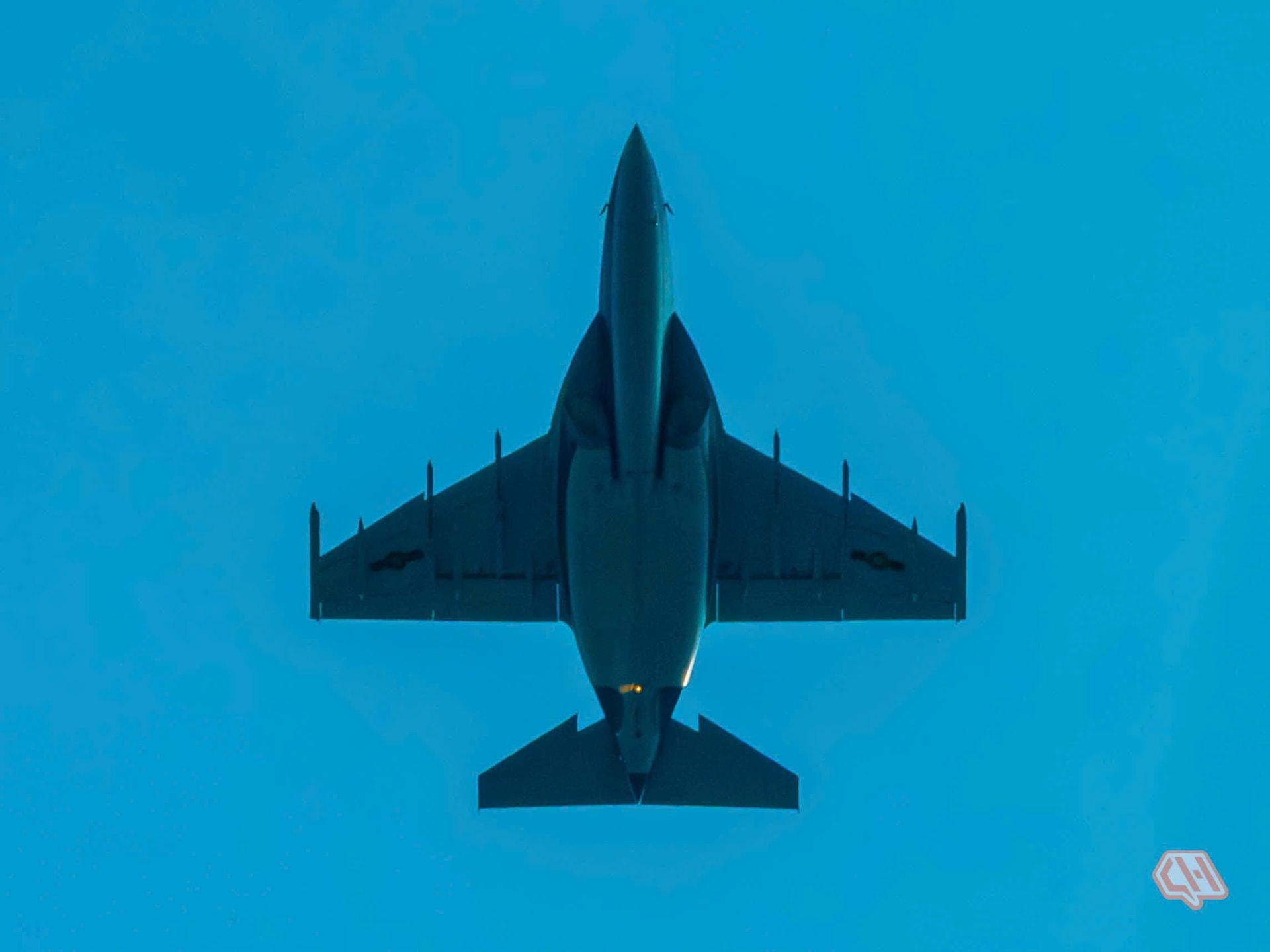 z6566812125366f431c03f5d4cfbad4a623aebff931a7d-1746403868200507230976.jpg