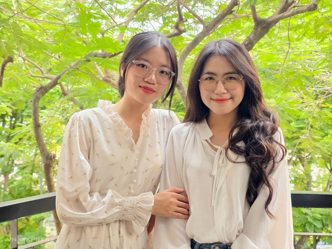 Kim Ngân (phải) và Ngọc Hà. Ảnh: Thanh Hằng