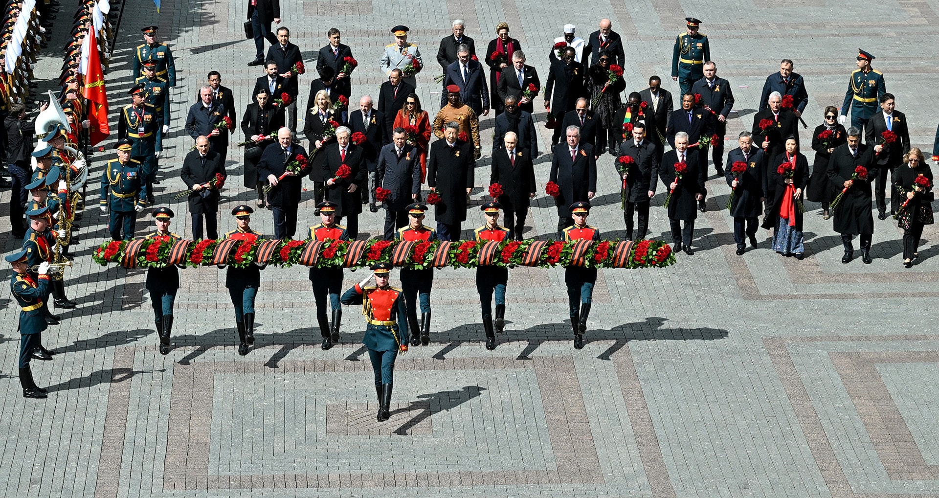 static-images.vnncdn.net-vps_images_publish-000001-000003-2025-5-9-_ria-8920355hr-130008.jpg