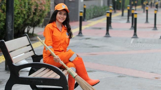 static-images.vnncdn.net-vps_images_publish-000001-000003-2025-5-9-_cong-nhan-ve-sinh-suara-137031.jpg