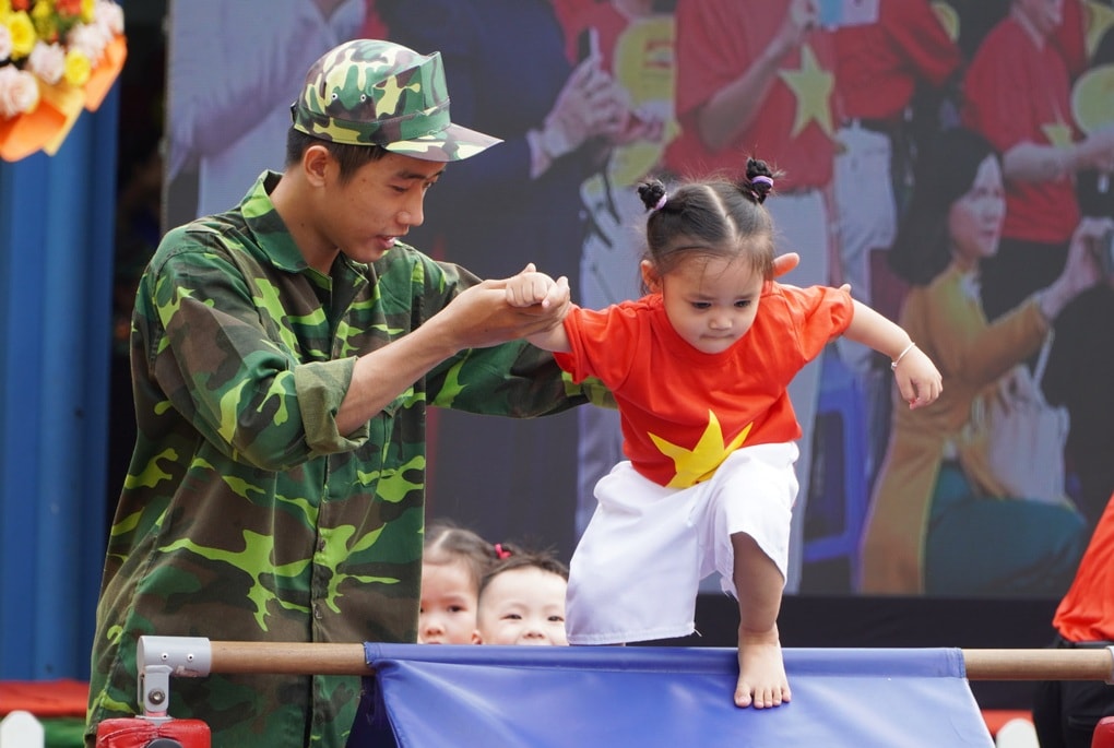 Thủ tướng chỉ đạo loạt vấn đề mới về kỳ nghỉ hè 2025 cho 22 triệu học sinh - 1