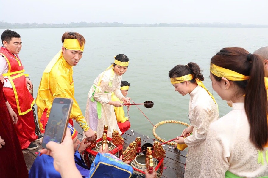 huyen-tich-cong-chua-nha-ly-duoc-10-lang-ton-thanh-3.jpg