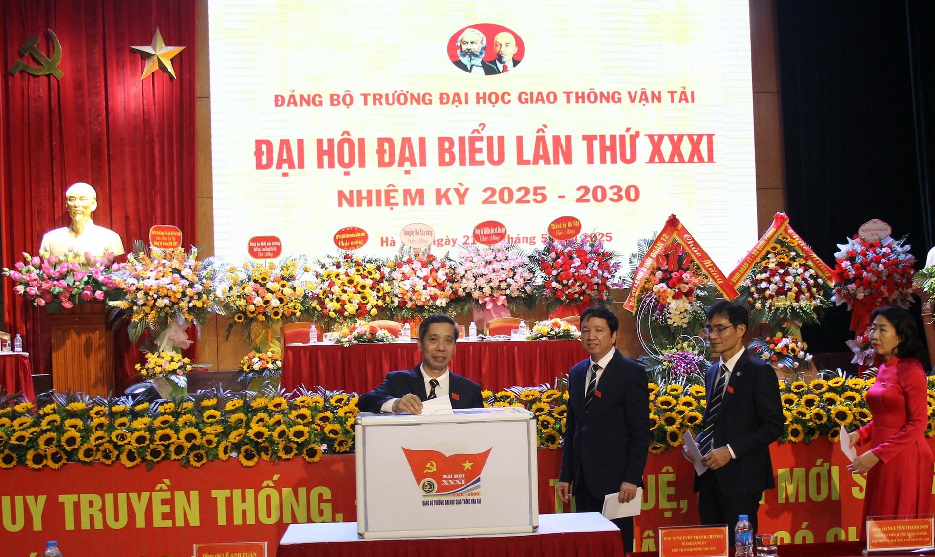 giaothongvantai-5-.jpg